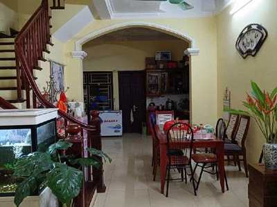 Bán nhà xuân la , 65m, 5 tầng, oto đỗ cửa, 2 thoáng trước và sau, có ô chờ thang máy, có oto sửa 3