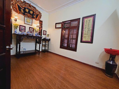 Bán nhà lạc long quân , 92.3m , 5 tầng, gala gala oto vào nhà  full nội thất 1