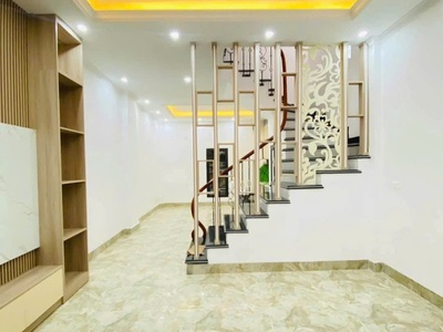 Siêu rẻ - 6,4 tỷ - 52m - bán nhà dân xây - thượng thanh, long biên, gần ô tô, tiện ích bạt ngàn. 0