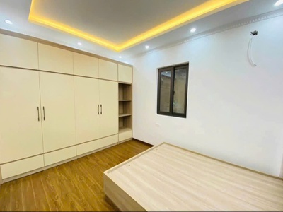 Siêu rẻ - 6,4 tỷ - 52m - bán nhà dân xây - thượng thanh, long biên, gần ô tô, tiện ích bạt ngàn. 2