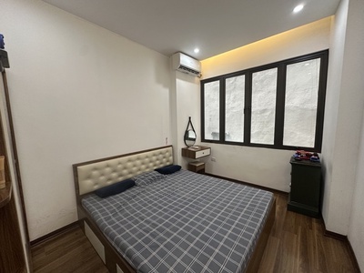 Nguyễn khang 51m chỉ 7,9 tỷ nhà đẹp,full nội thất,gần bãi gủi xe,ngõ thông 2