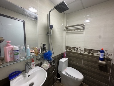 Nguyễn khang 51m chỉ 7,9 tỷ nhà đẹp,full nội thất,gần bãi gủi xe,ngõ thông 4