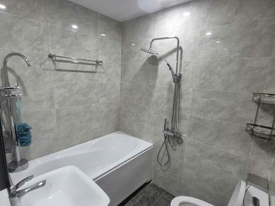 Bán nhà ngọc thụy 51m 6 tầng thang máy ô tô qua hơn 16 tỷ 4