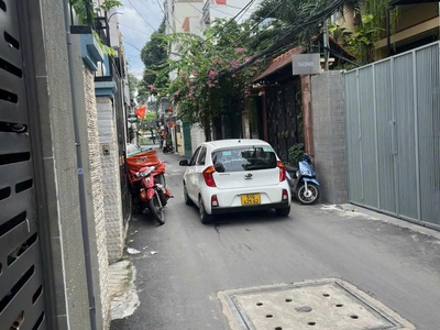 Nhà trung tâm quận 3- giáp q1, nguyễn thị minh khai, p5, quận 3, 0
