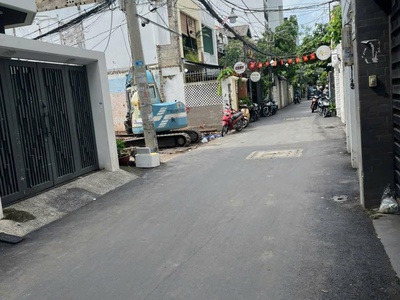 Nhà trung tâm quận 3- giáp q1, nguyễn thị minh khai, p5, quận 3, 2