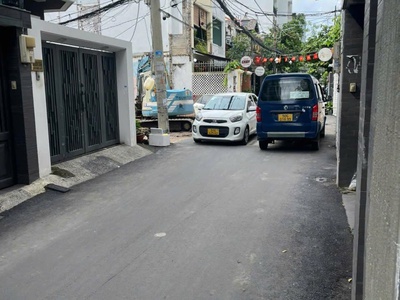 Nhà trung tâm quận 3- giáp q1, nguyễn thị minh khai, p5, quận 3, 4