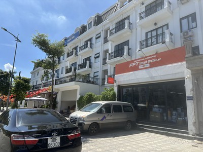Chính Chủ Cho Thuê Căn Shophouse 100m2 x 5 Tầng, Khu Nhà ở Tổ 6 Phường Xuân Phương Sông Đà 7 11