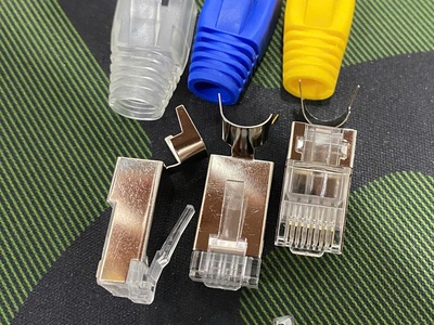 Hạt mạng Cat6 UTP ANCOMTECK AC-US6-P100, chân sole đồng rãnh to 5