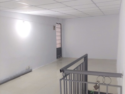 Bán nhà 2 tầng 23m   3.2x7 , bình trị đông, đất mới, gần ngã tư bốn xã, chỉ hơn 2 tỷ 2