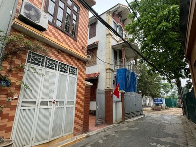 Bán nhà bắc cầu   view sông   ô tô vào tận nhà   giá 4.5 tỷ 0