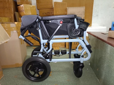 Gửi hàng đi úc, eu, ca 130K 0906751385 1