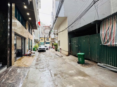 Siêu phẩm tòa văn phòng kết hợp chdv tt cầu giấy  -  ngõ thông  - ô tô - vỉa hè -  kinh doanh 0