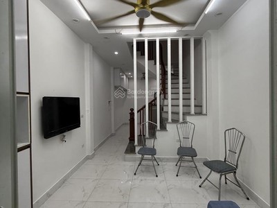 Bán gấp nhà tây mỗ, tt nam từ liêm- 2 thoáng- về ở luôn- giáp hồ, oto đỗ cổng- gần tiện ích 2