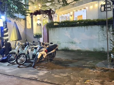 Hàng hiếm - nhà cấp 4  8 x 18m  ngay d2, phường 25, bình thạnh - hẻm 5m. phù hợp xây chdv 4