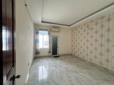 Bán nhà hẻm lâm thị hố q12, 70m2, 4 tầng, 4pn, sổ hồng, giá tốt 5.7 tỷ 4