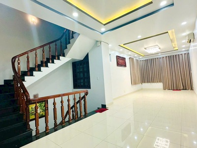 Bán biệt thự ntcc sang trọng, kdc cao lỗ p4 q8 2