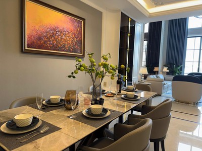 Mặt phố trung tâm long biên 88m2, 8t, kinh doanh, gần cầu cận phố, chỉ 31 tỷ, 2