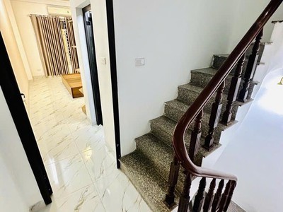 Duy nhất bán nhà phúc lợi - 5 tầng - xây mới - full nội thất - ngõ thông giá nhỉnh 4 tỷ 2