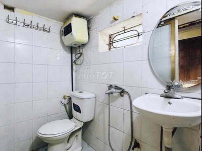 Kịch độc chỉ 5 triệu có ngay căn hộ tập thể tầng 5 nghĩa đô 55m2 vào ngay 4