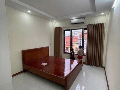 Cho thuê nhà ngõ xuân phương, 5 tầng x 34m2, 3 ngủ, 4 vệ sinh, 11.5 triệu có tl 2