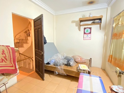 Bán 41m2 nhà 5 tầng cổ nhuế- bắc từ liêm gần đại học mỏ địa chất 2
