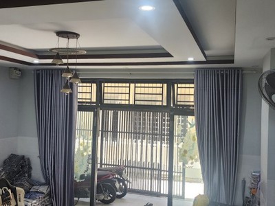 Nhà gần lương thế vinh, gần võ văn kiệt, 60m2, ngang 5.5m, 3 tầng hiện đại, 2 mặt thoáng, 5.45 tỷ 1