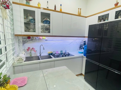 Bán nhà 3 tầng gần biển hòn chồng   vĩnh hải, bắc nha trang   sân ô tô, nội thất cao cấp 0