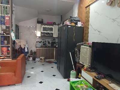 Bán nhà 5 tầng thụy phương lô góc ô tô vào nhà 1