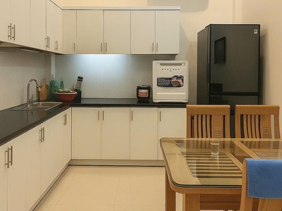 bán nhà 3 tầng giảng võ, ba đình   54m , vị trí kinh doanh, giá chỉ 8.7 tỷ 0