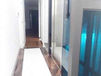 Bán nhà xuân la 54m, 5 tầng thang máy, oto đỗ cửa đường trước nhà 5m 0