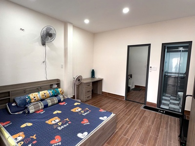 Chính chủ cần bán căn nhầ mới 4 tầng sân thượng quận 4 2