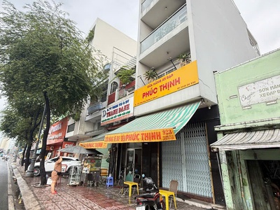 Bán nhà mặt tiền 923 hồng bàng, p9, q6 1