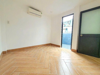 Bán nhà ở đường nguyễn kiệm  hường ra phạm văn đống giáp bình thạnh giá chỉ 3 tỷ nhà đẹp, ở ngay. 4