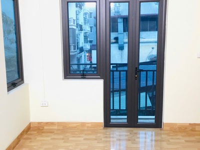 Cho thuê căn hộ khép kín tầng 2, 3 nhà 3 tầng 3
