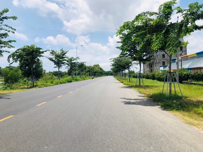 Bán 26m x 83m đất 2 mặt tiền hùng vương - lagi giá rẻ view biển 0