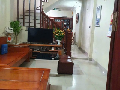 Nhà riêng cạnh kđt mới đại kim, lô góc 2 mặt thoáng, 55m 4 tầng, mặt tiền 6m. giá chào 9,6 tỷ 2