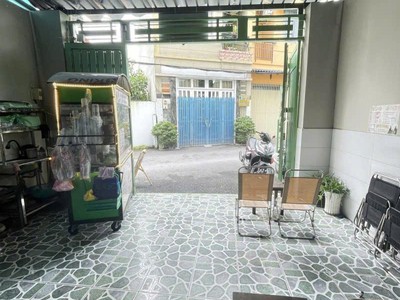  nhà đẹp 3 tầng tặng full nội thất cơ bản - ngang 5m - oto 7 chỗ ngủ nhà - gần city hiệp 0