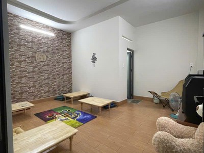  nhà đẹp 3 tầng tặng full nội thất cơ bản - ngang 5m - oto 7 chỗ ngủ nhà - gần city hiệp 4