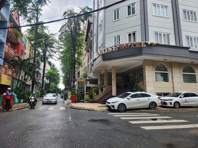 Bán nhà kdc trung sơn , bình hưng ,4 lầu hầm , thang máy 120m2 chỉ 23 tỷ 0