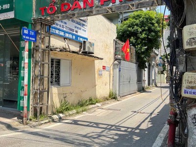 210.x đức giang   60m    mt 4.2m   giá 7.2 tỷ   ô tô đỗ cổng   ngõ thông   lô góc đẹp 2
