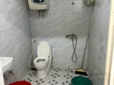 Chính chủ cần bán nhà căn 303, tt xây lắp lâm nghiệp, ngõ 54, đường ngọc hồi, hoàng liệt, hà nội. 4