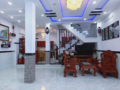 Nhỉnh 100tr/m    trường chinh   gần sân bay   ngang 8m hiếm   3 mặt thoáng   15.xx tỷ 2