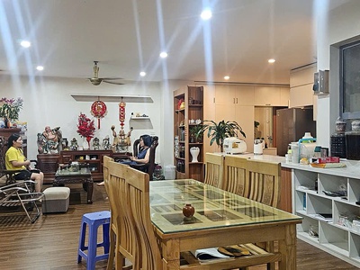 Bán căn hộ thương mại vinh hạnh plaza , phường yên sở 125m, 6.250 tỉ 3