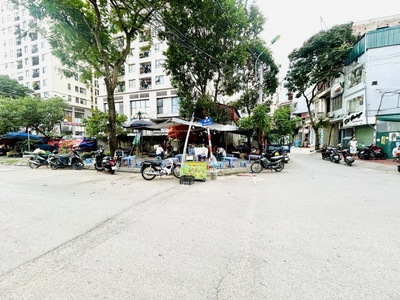 Bán nhà tam trinh yến sở 5 tầng phân lô TĐC X2B hoàng mai 0