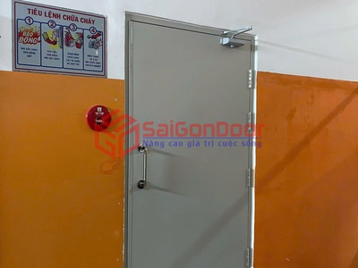 Cửa thép chống cháy 1