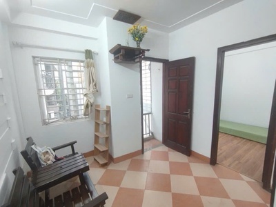 Bán căn hộ CCMN ngõ 93 Trung Kính quận Cầu Giấy 36m giá 1.5 tỷ, sang tên chính chủ 0
