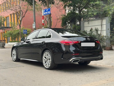 CẦN BÁN Mercedes Benz C300 AMG 2022 3