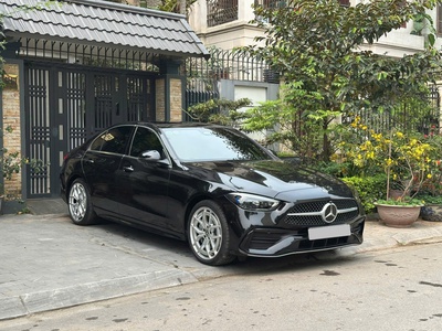 CẦN BÁN Mercedes Benz C300 AMG 2022 1