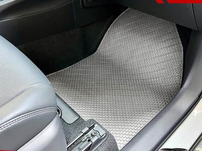 TOYOTA CROSS và chiếc thảm  cứu cánh  mùa mưa bão  3