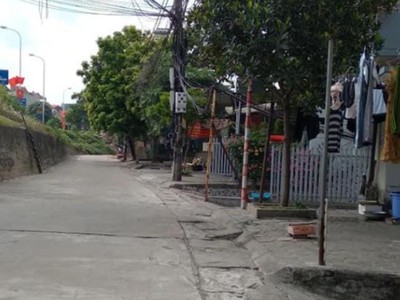 Chính chủ bán 60m2,mặt tiền 6,5m,nở hậu, ô tô vào nhà, hướng Đông Nam 2